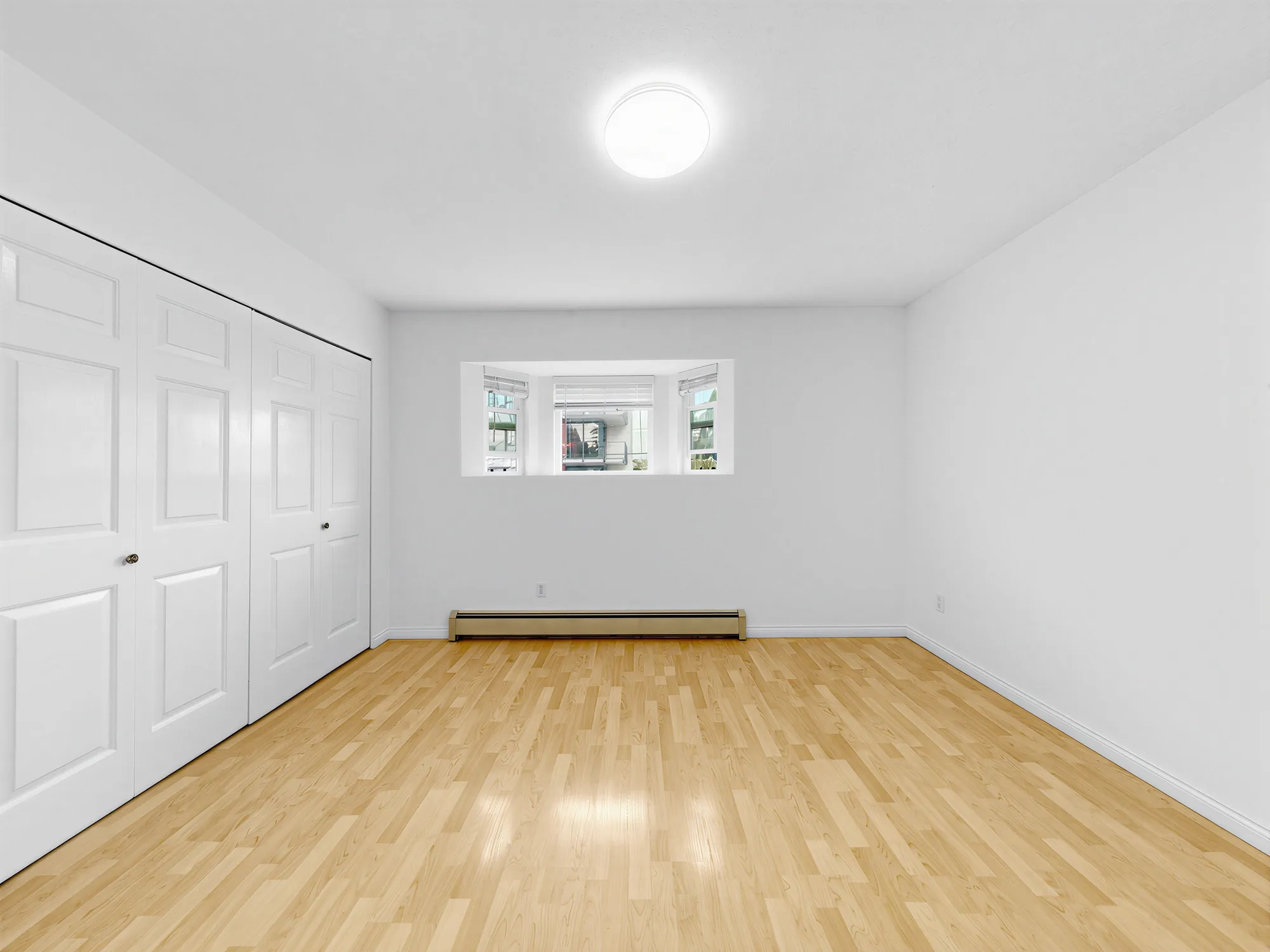 The same bedroom from the doorway